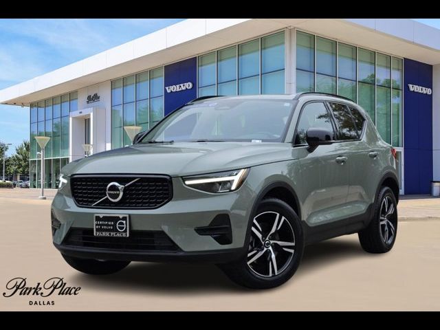 2024 Volvo XC40 