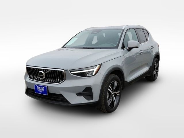 2024 Volvo XC40 