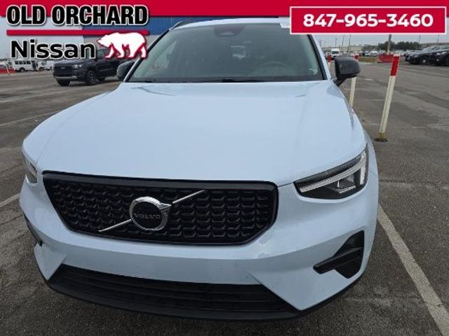 2024 Volvo XC40 