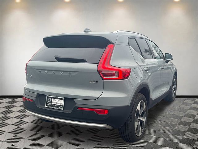 2024 Volvo XC40 