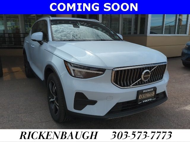 2024 Volvo XC40 