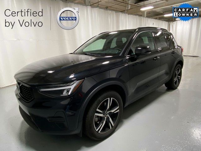 2024 Volvo XC40 