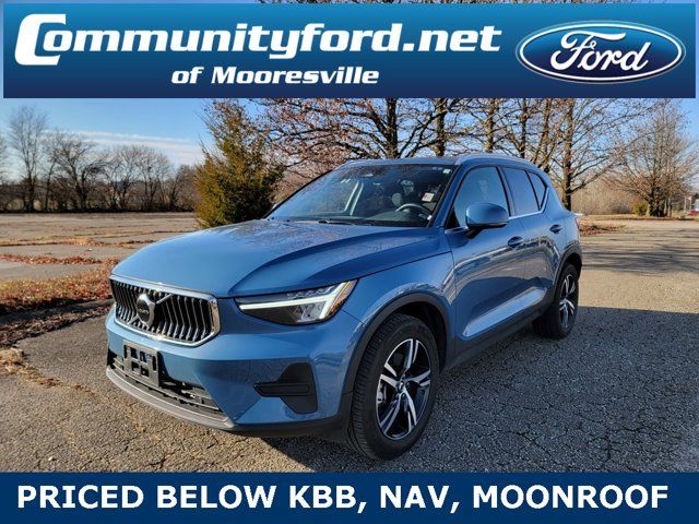 2024 Volvo XC40 