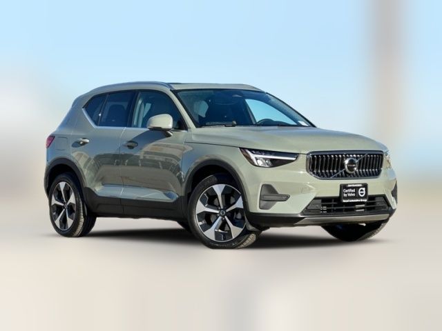 2024 Volvo XC40 
