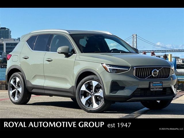 2024 Volvo XC40 