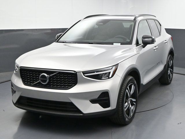 2024 Volvo XC40 