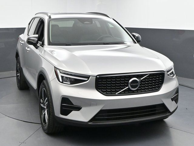 2024 Volvo XC40 