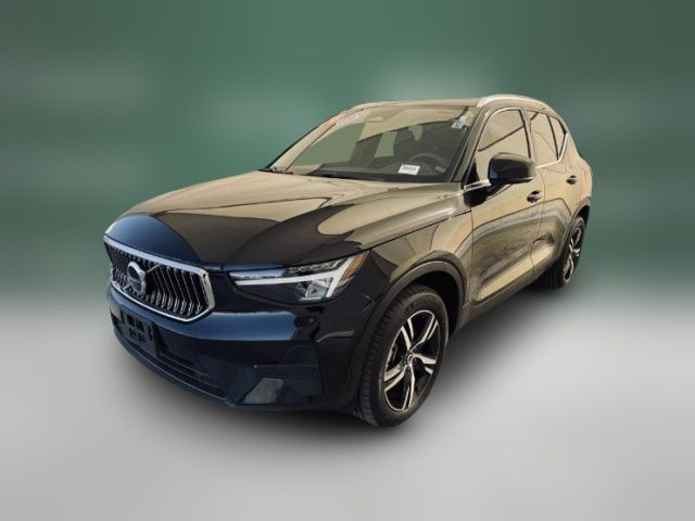 2024 Volvo XC40 