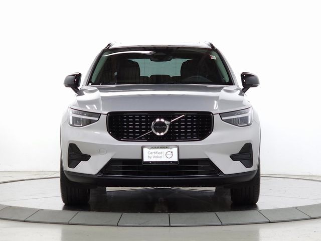 2024 Volvo XC40 