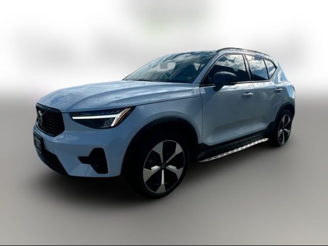 2024 Volvo XC40 