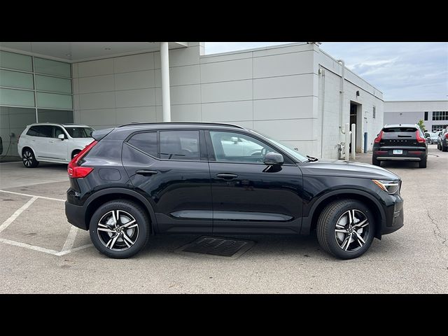 2024 Volvo XC40 