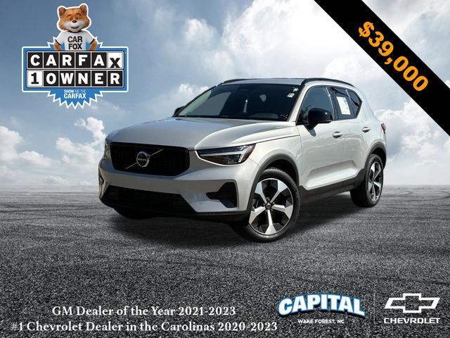 2024 Volvo XC40 