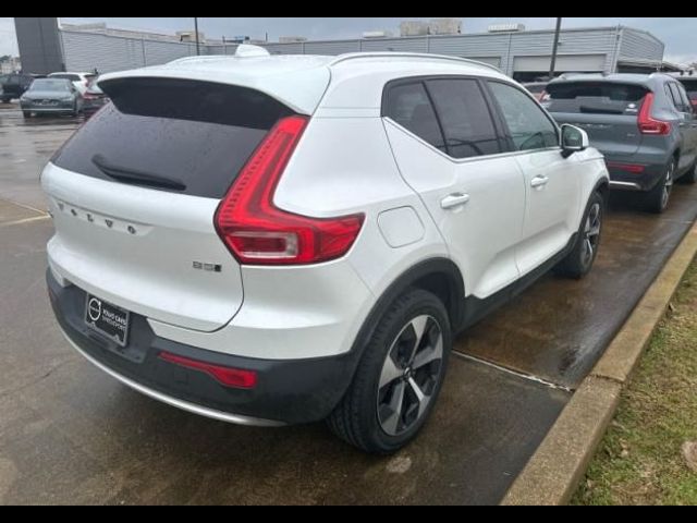 2024 Volvo XC40 