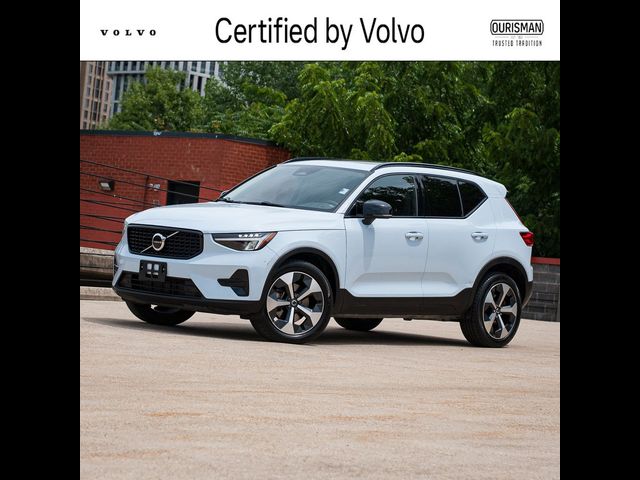 2024 Volvo XC40 