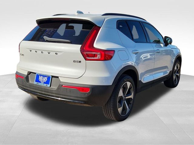 2024 Volvo XC40 