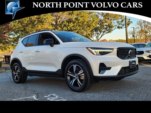 2024 Volvo XC40 