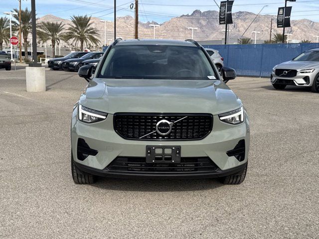 2024 Volvo XC40 