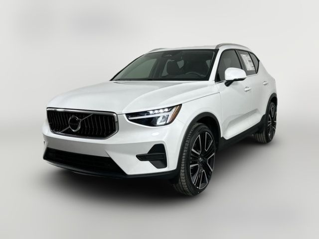 2024 Volvo XC40 