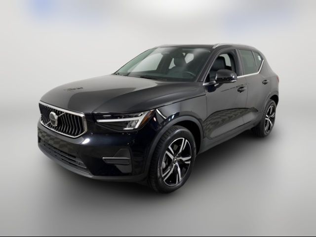 2024 Volvo XC40 Core Bright Theme