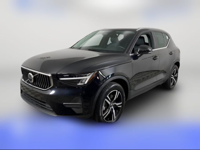 2024 Volvo XC40 Core Bright Theme