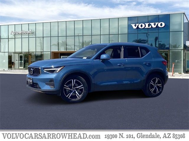 2024 Volvo XC40 