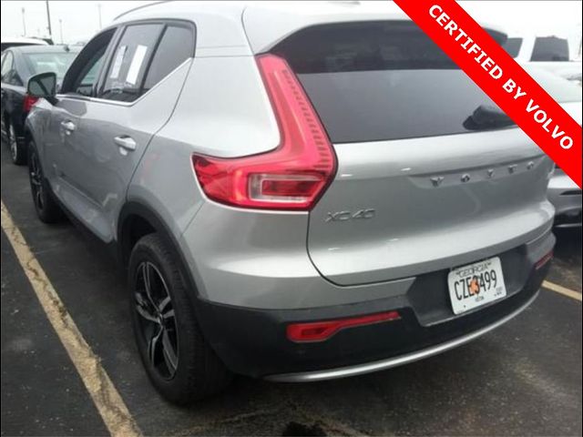 2024 Volvo XC40 Core Bright Theme