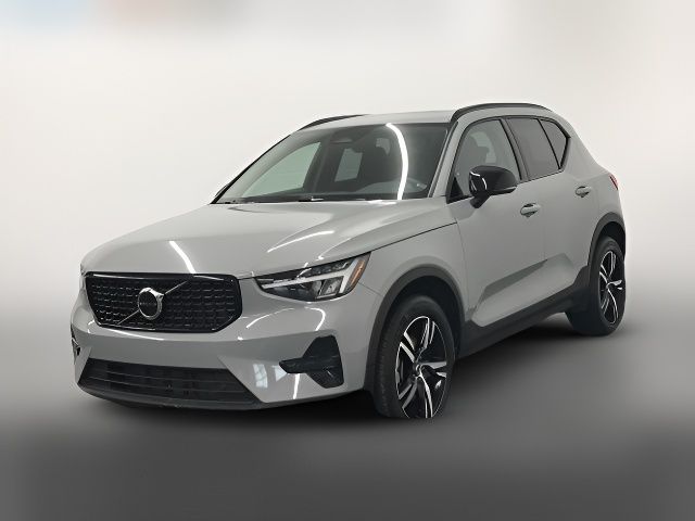 2024 Volvo XC40 