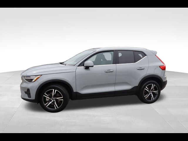 2024 Volvo XC40 