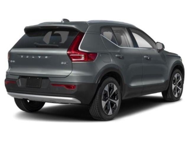 2024 Volvo XC40 