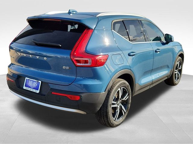 2024 Volvo XC40 