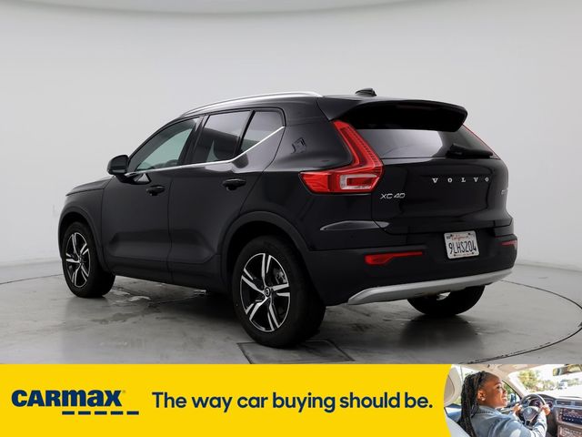 2024 Volvo XC40 Core Bright Theme