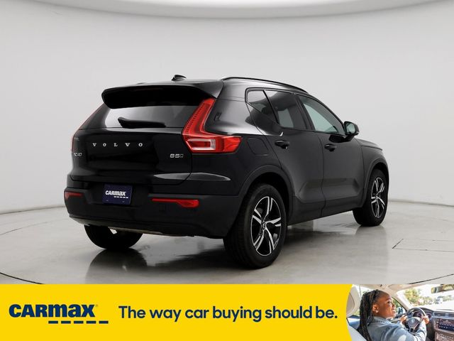 2024 Volvo XC40 Core Bright Theme