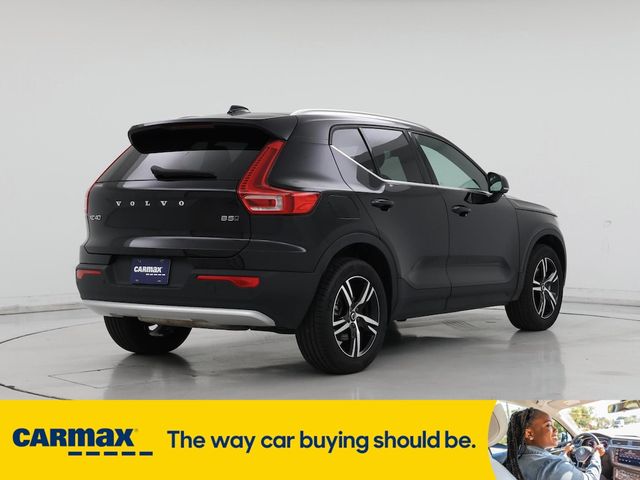 2024 Volvo XC40 Core Bright Theme
