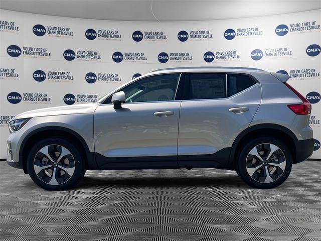 2024 Volvo XC40 Plus Bright Theme