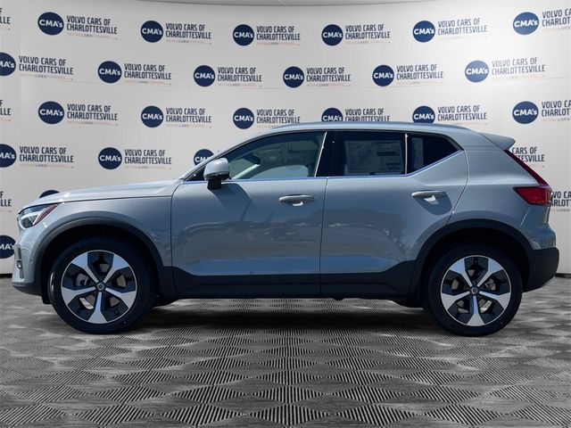 2024 Volvo XC40 Plus Bright Theme