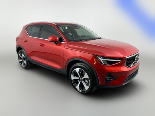 2024 Volvo XC40 Plus Bright Theme