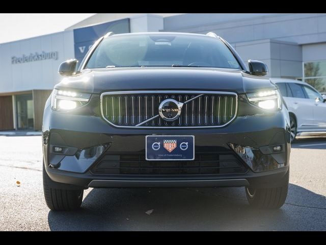 2024 Volvo XC40 Plus Bright Theme