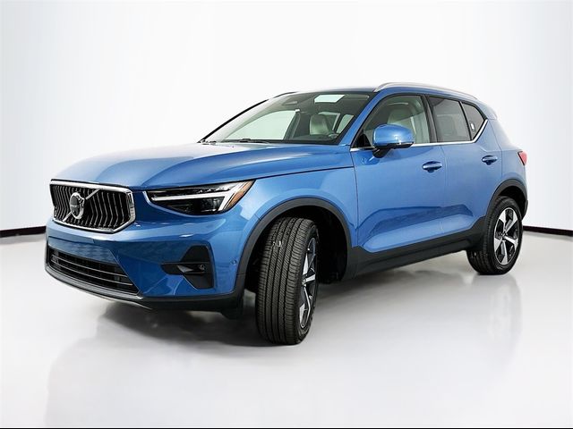 2024 Volvo XC40 Plus Bright Theme