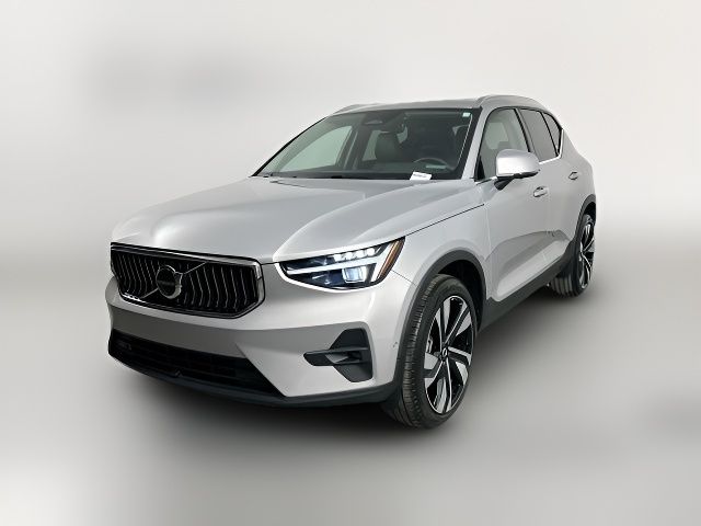 2024 Volvo XC40 Plus Bright Theme