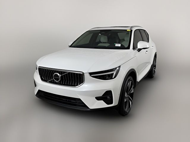 2024 Volvo XC40 Plus Bright Theme