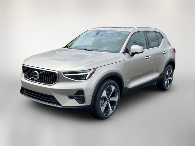 2024 Volvo XC40 Plus Bright Theme
