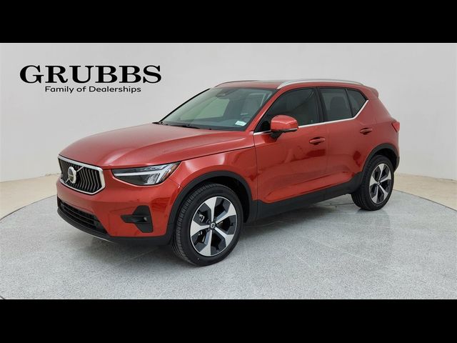 2024 Volvo XC40 Plus Bright Theme