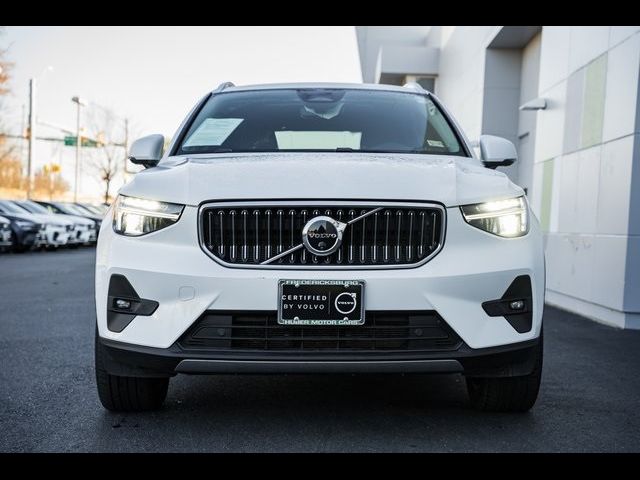 2024 Volvo XC40 Plus Bright Theme