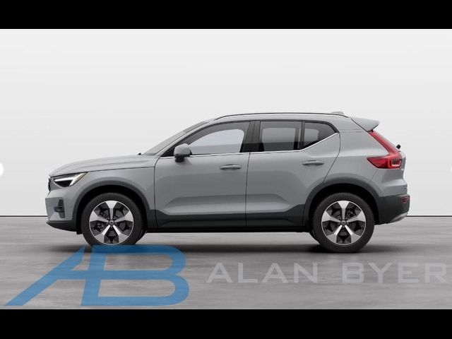 2024 Volvo XC40 Plus Bright Theme