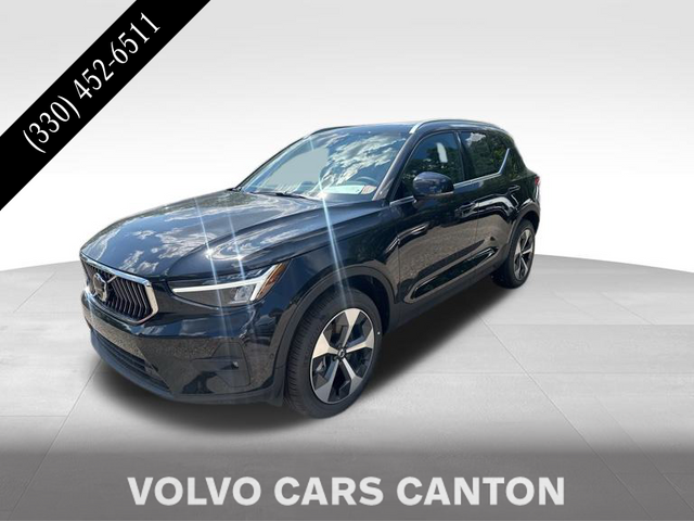 2024 Volvo XC40 Plus Bright Theme