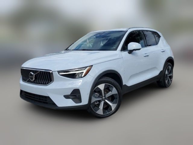 2024 Volvo XC40 Plus Bright Theme