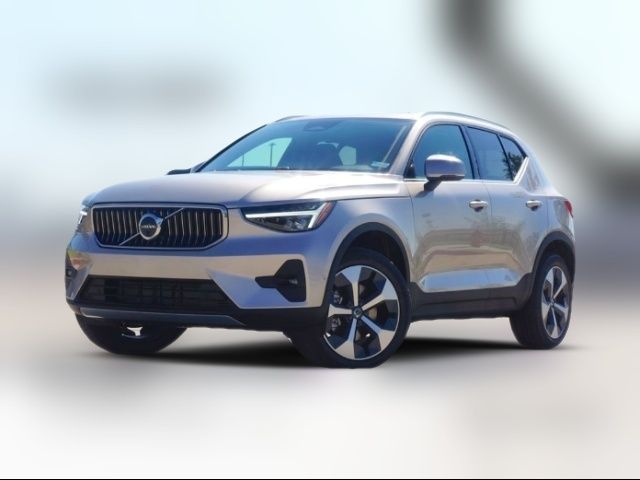 2024 Volvo XC40 Plus Bright Theme