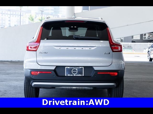 2024 Volvo XC40 Plus Bright Theme