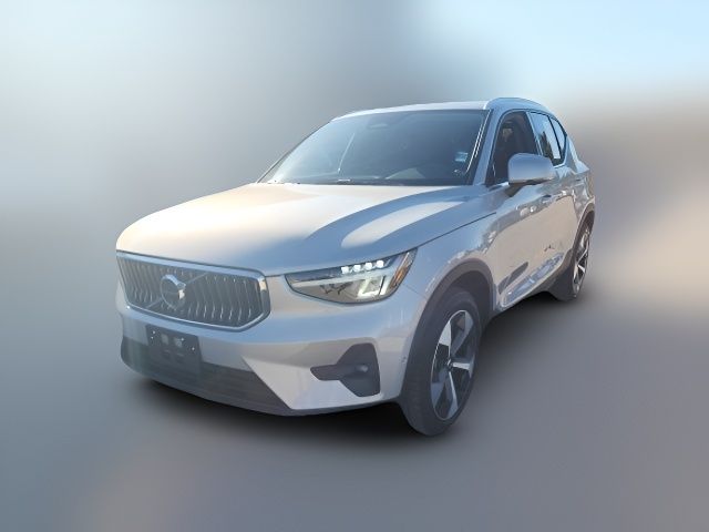 2024 Volvo XC40 Plus Bright Theme