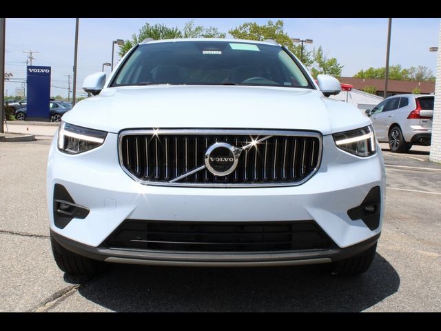 2024 Volvo XC40 Plus Bright Theme